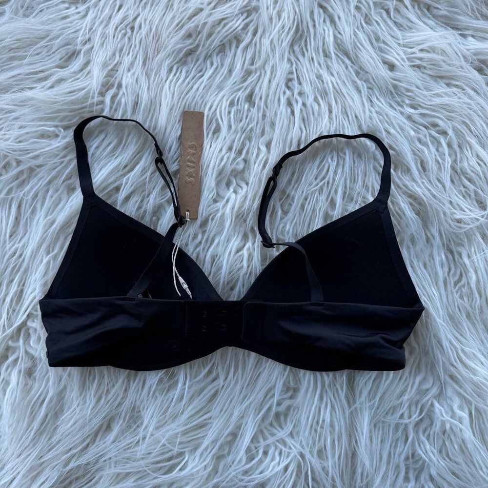 Skims Wireless Form Pushup Plunge Bra Onyx Size 32B - Picture 4 of 6
